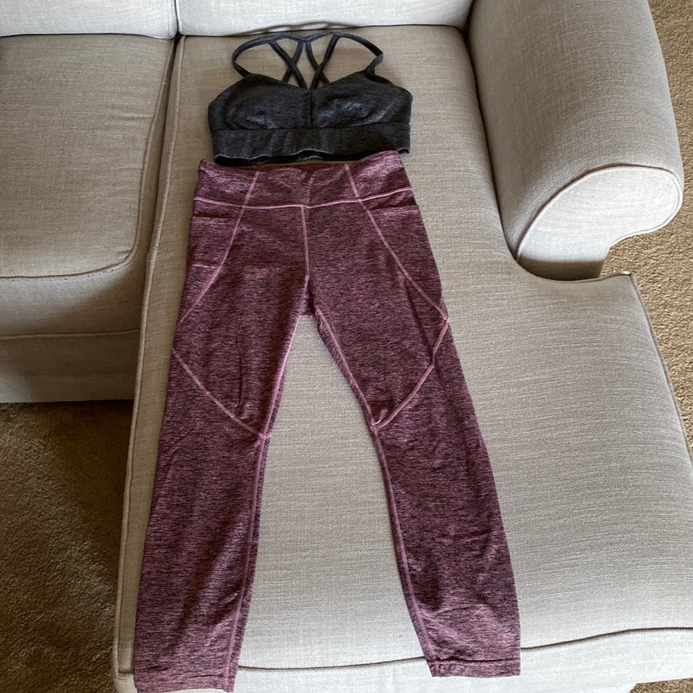 Workout leggings and bra set